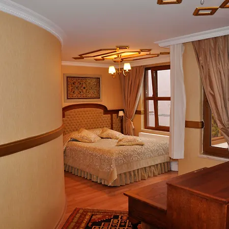 Aruna Boutique Hotel