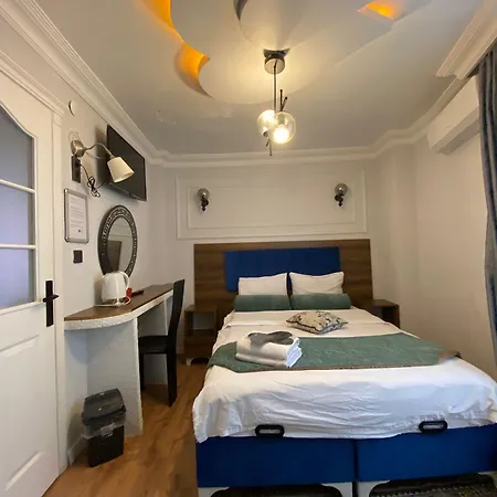 Aruna Boutique Hotel 4*