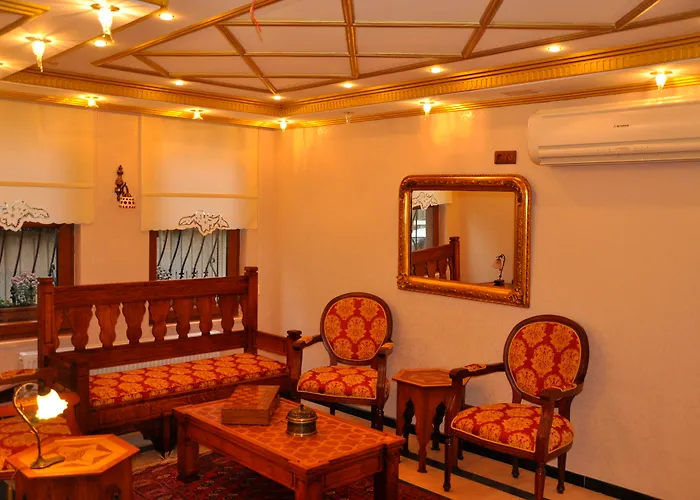 Aruna Boutique Hotel 4*