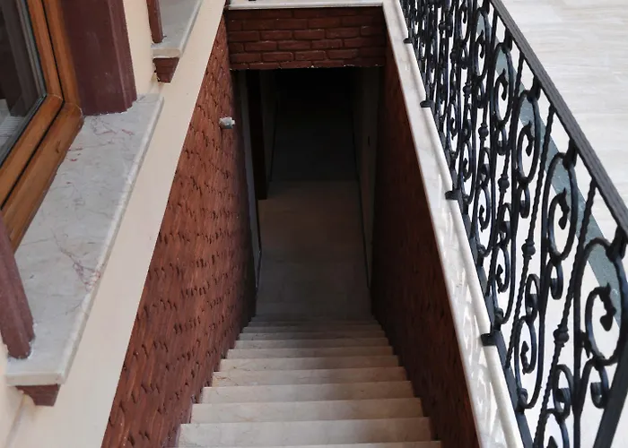 Aruna Boutique Hotel