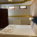 Aruna Boutique Hotel