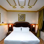 Hotel Aruna Boutique 4*