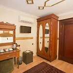 Aruna Boutique 4*