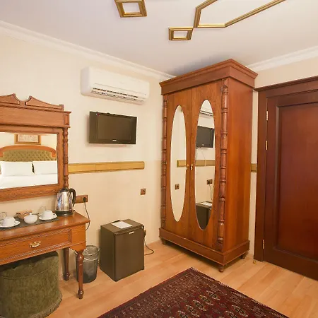 Aruna Boutique 4*